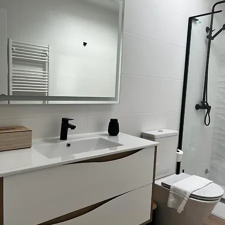 Black Parking A Menos De 1 Min A Pie Lejlighed